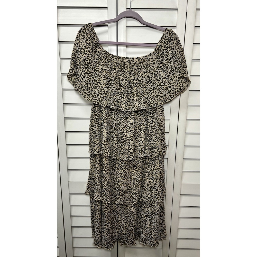 Entro Leopard Print Tiered Off The Shoulder Dress Women's Size Large